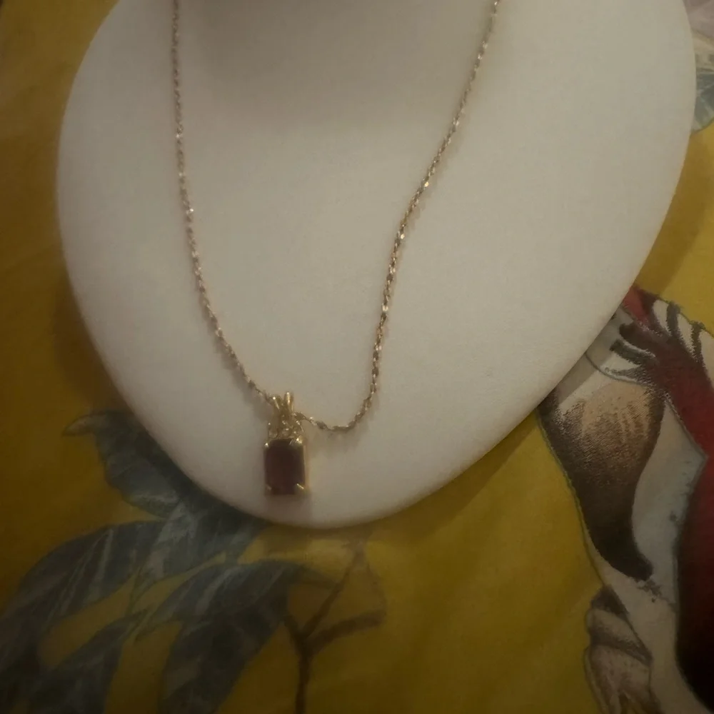 Gold-tone Chain Necklace with Amethyst Pendant